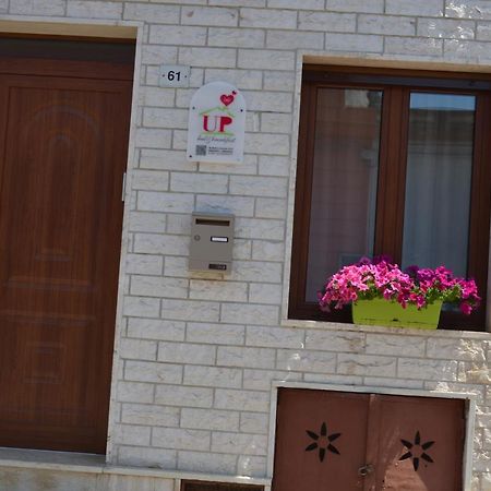 Bed and Breakfast Up Carosino Екстер'єр фото
